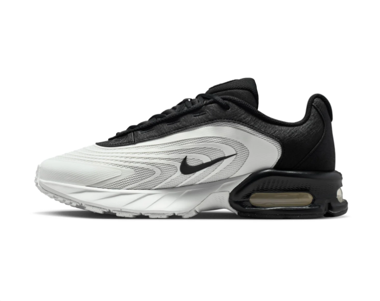 Nike Air Max Low-Top Sneakers – Black, White & Grey