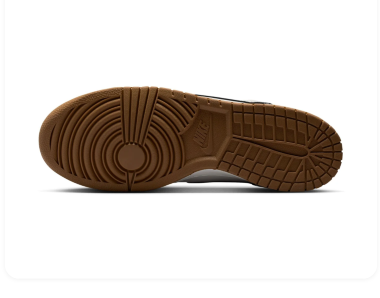 Nike Low-Top Sneakers – Off-White, Black & Gum