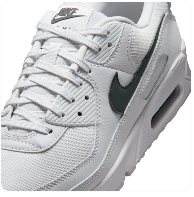 Nike Air Max Low-Top Sneakers – White & Black