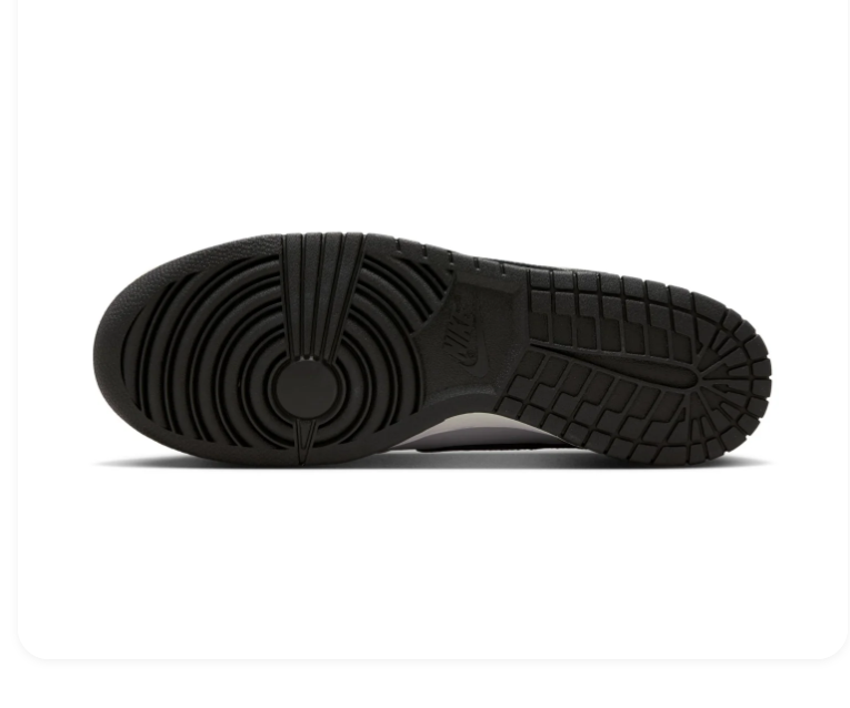 Nike Low-Top Sneakers – Light Grey & Black