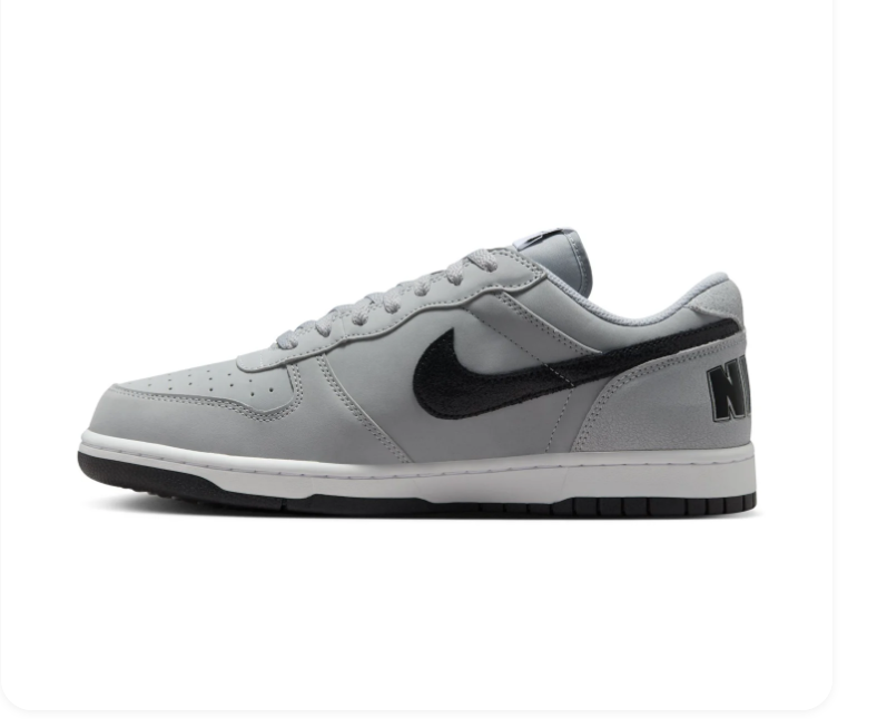 Nike Low-Top Sneakers – Light Grey & Black