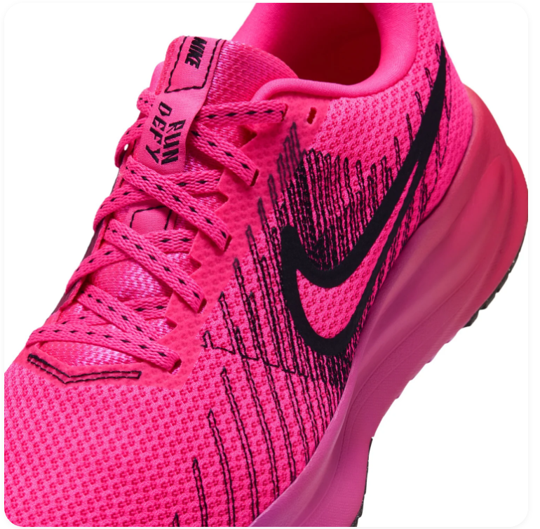 Nike Low-Top Mesh Sneakers – Hot Pink & Black