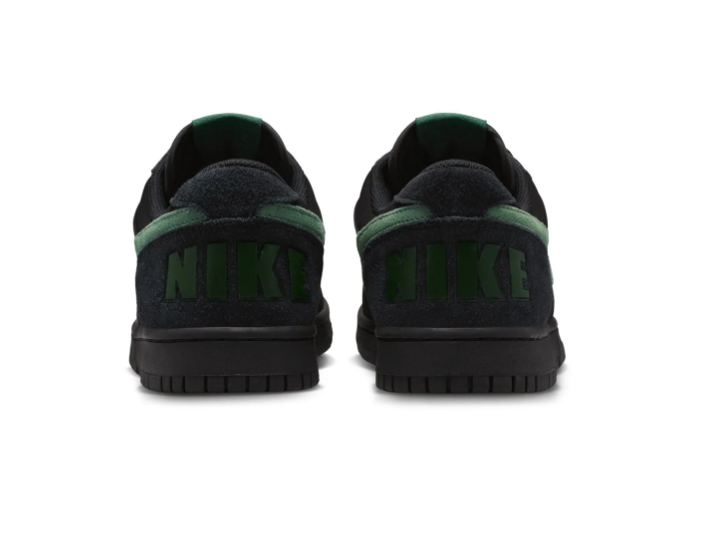 Nike Low-Top Sneakers – Black & Forest Green