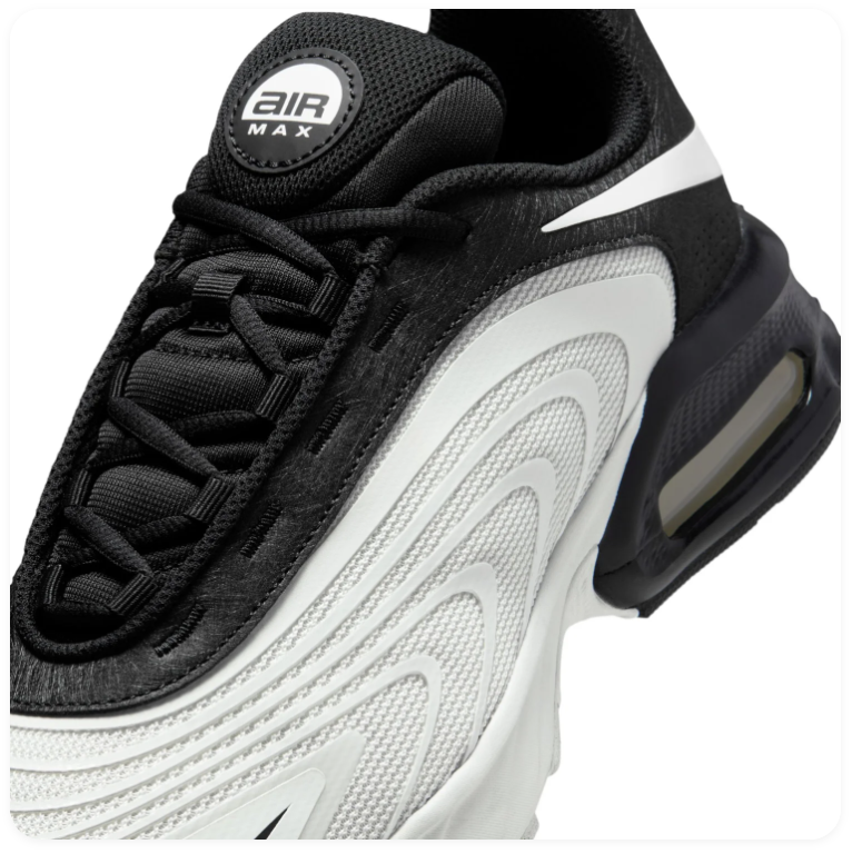 Nike Air Max Low-Top Sneakers – Black, White & Grey