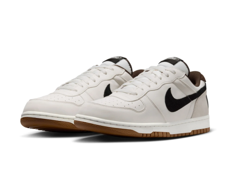 Nike Low-Top Sneakers – Off-White, Black & Gum