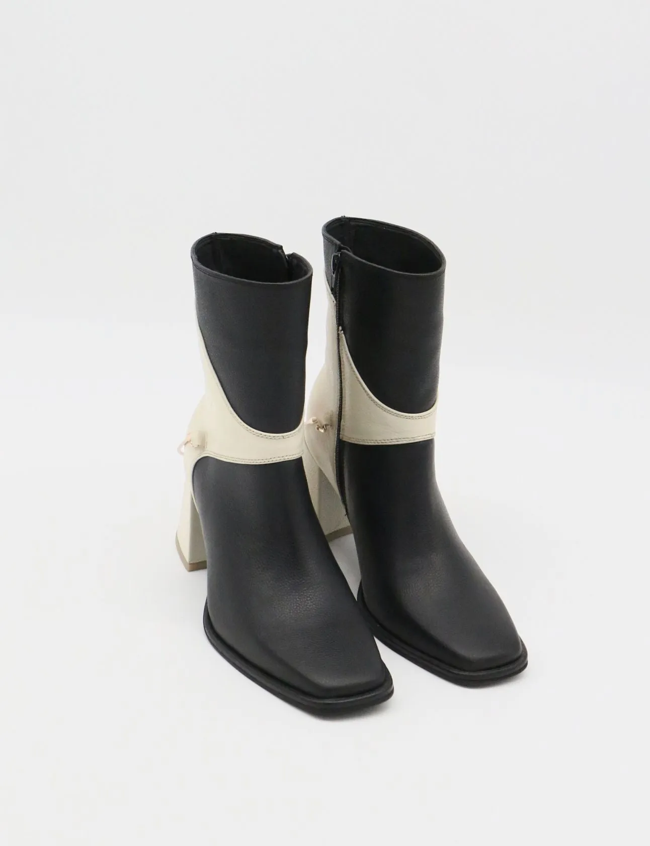 Amanda heeled ankle boot in black/off white leather women's shoes